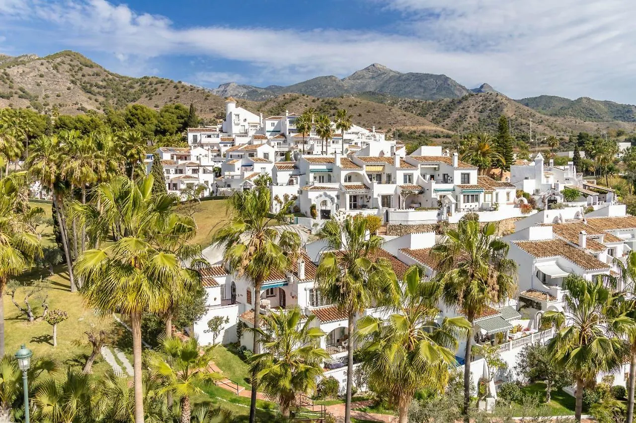 Apartment Las Palmas 15C Oasis Properties Nerja Spain