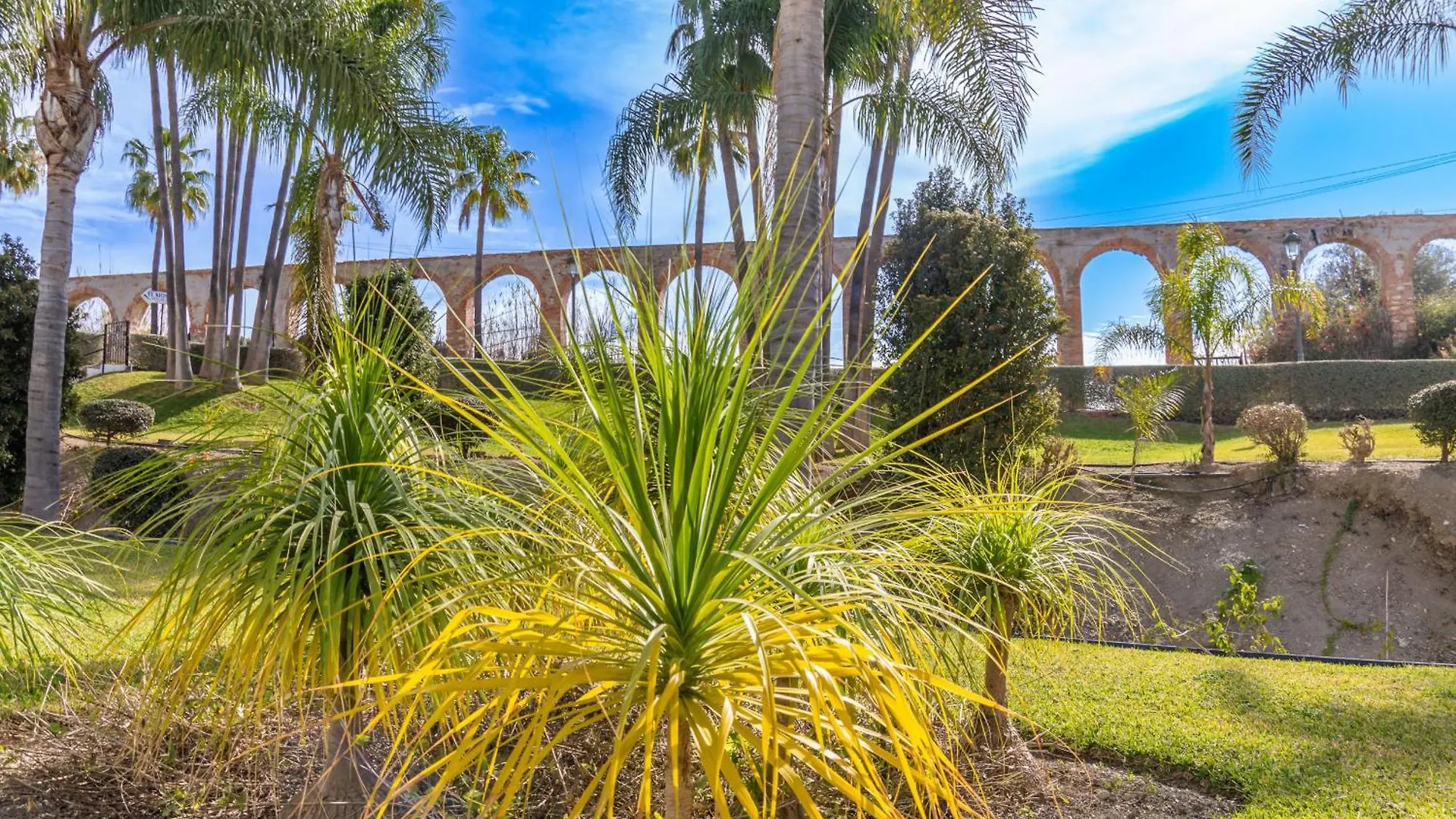 Las Palmas 15C Oasis Properties Nerja